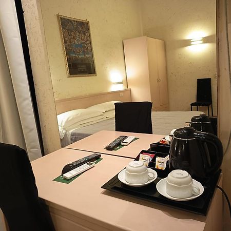 Hotel Julia Rom Eksteriør billede