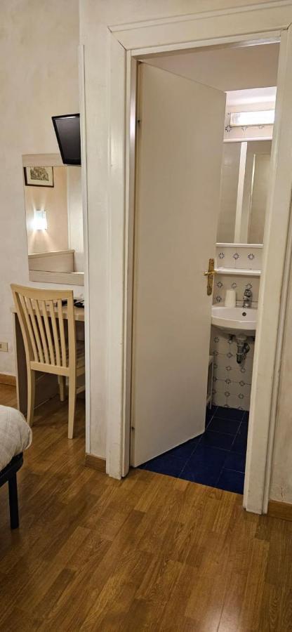 Hotel Julia Rom Eksteriør billede